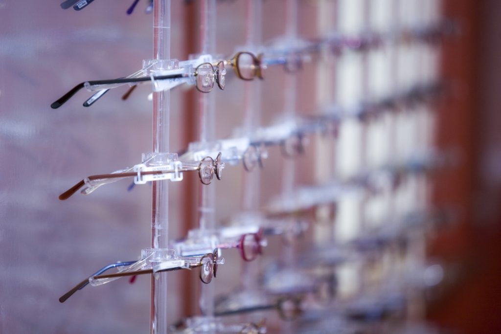 Why Buying Glasses Online Isn’t for Everyone