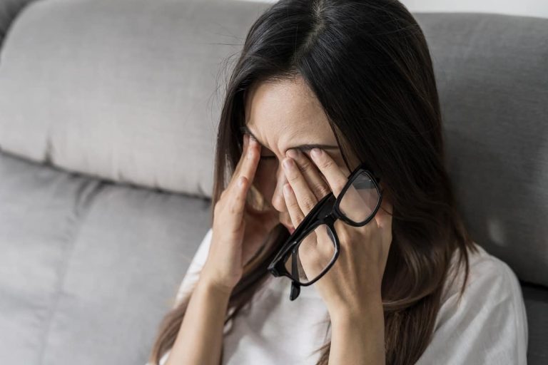 Causes and Treatments for Swollen Eyelids
