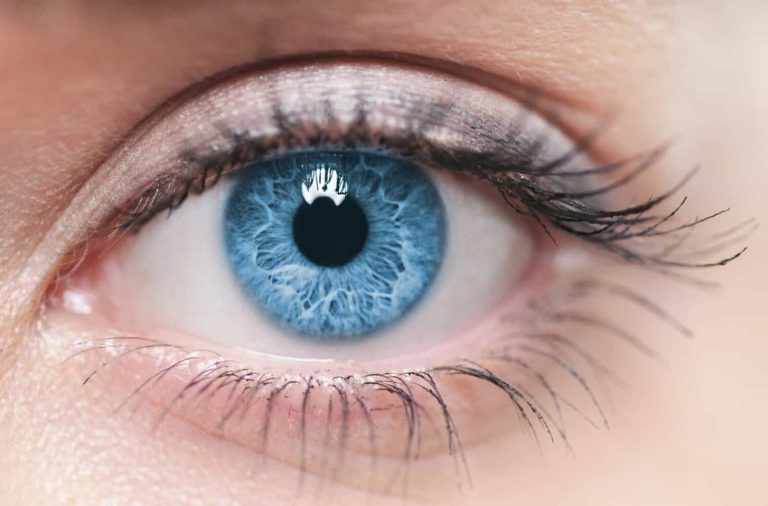 How to Put On Scleral Lenses