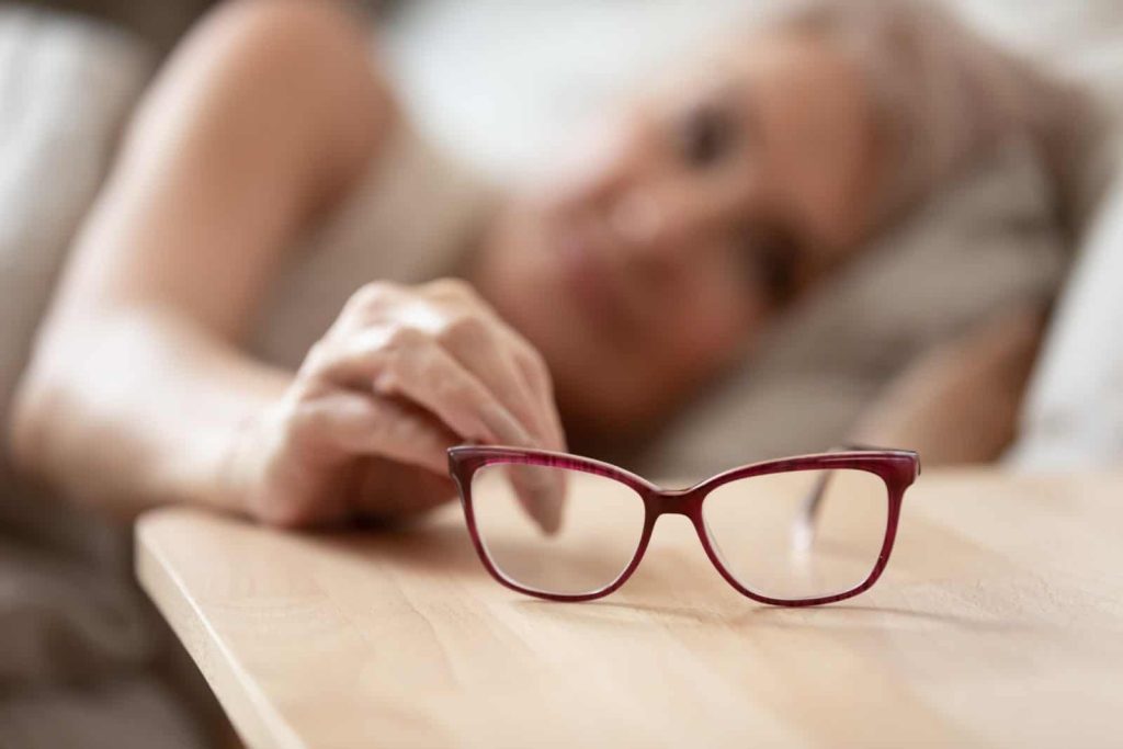 Wear Contact Lenses? Why You Should Always Have a Pair of Backup Glasses
