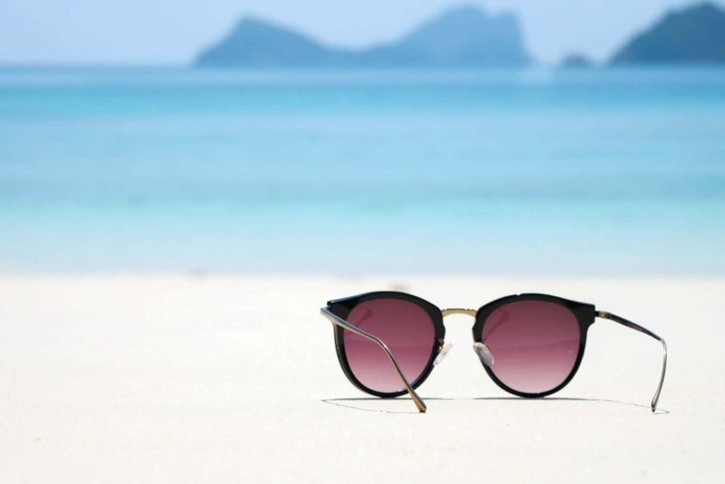 Keep Your Eyes Safe This Summer with These Tips